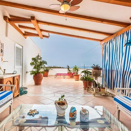 Peaceful Downtown 1-bedrm With Scenic Private Deck Μακάρσκα